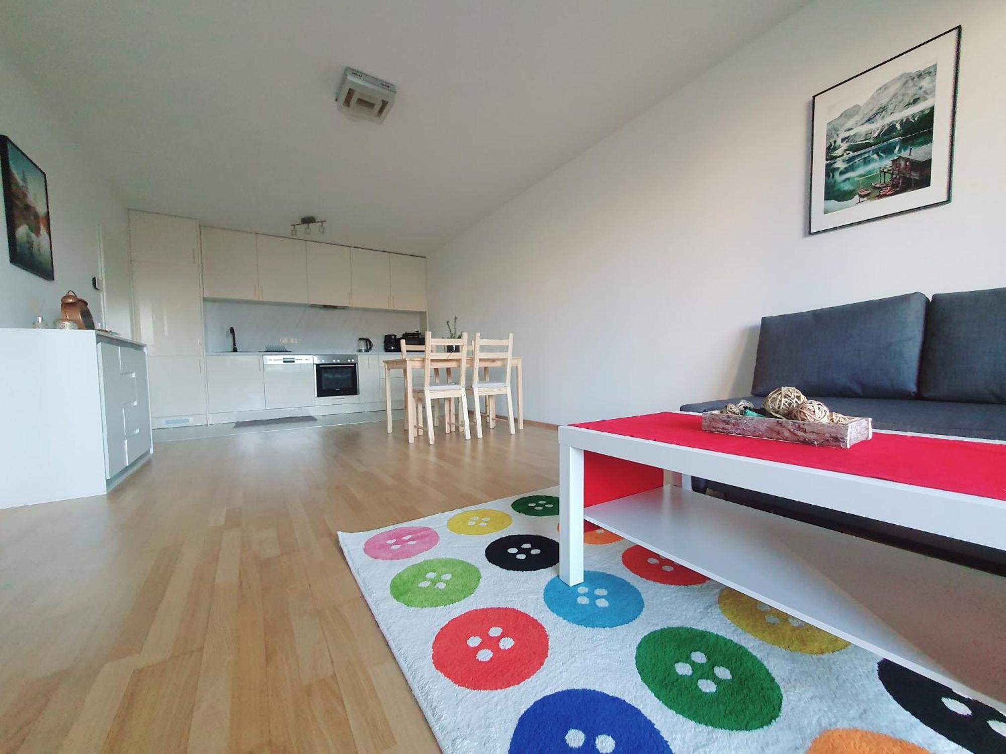 Near Lake One Bedroom Cute Apartment Wien Ngoại thất bức ảnh
